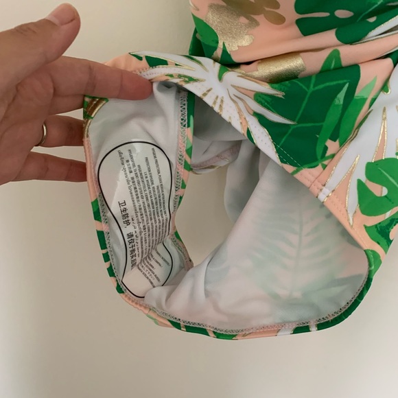 BNWT Disney Mickey Mouse Tropical women’s swimsuit - Picture 6 of 6